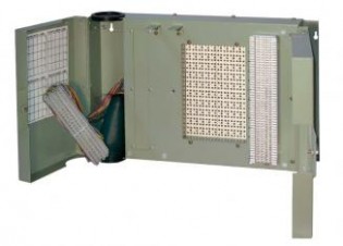 1890ECS1-100 100 Pair 710 Termination in -66 out w/ Splice Chamber & Cover Building Entrance Protector circa